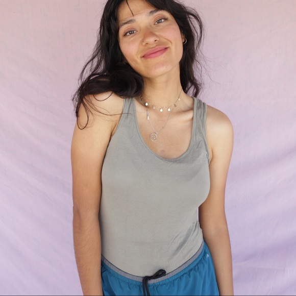 Active Basic Tank Top - Picture 2 of 5